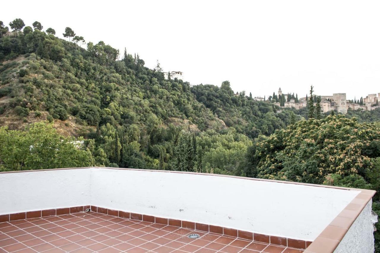 Cueva De Lindaraja Villa Granada Exterior photo