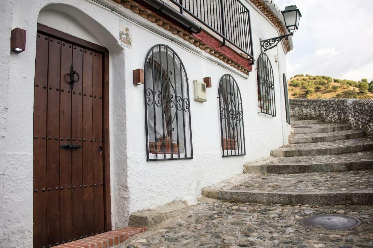 Cueva De Lindaraja Villa Granada Exterior photo