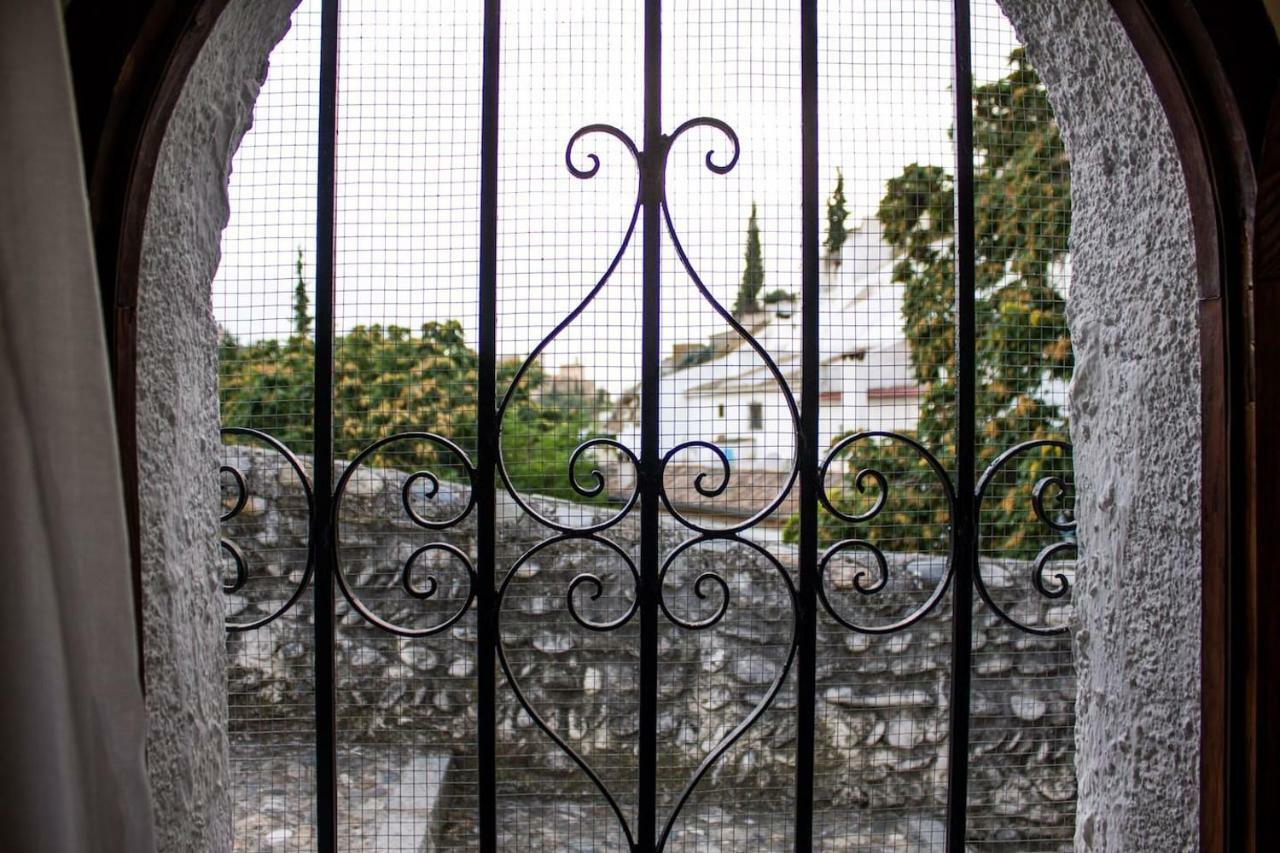 Cueva De Lindaraja Villa Granada Exterior photo